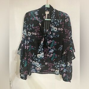 Laundry by Shelley Segal printed blouse Sz 8 chiffon long sleeve front front tie